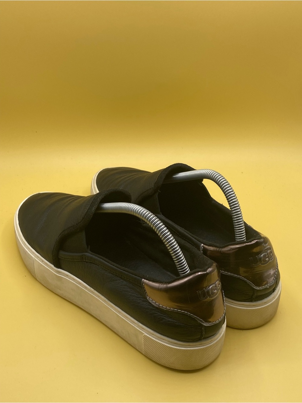 UGG Jass Slip On Sneakers black leather - Picture 3 of 5